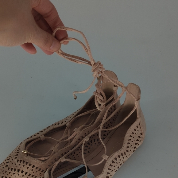 Topshop Perforated Pointy Toe Lace Up Flats Pink 36/5.5 bohemian preppy Business - Picture 8 of 10